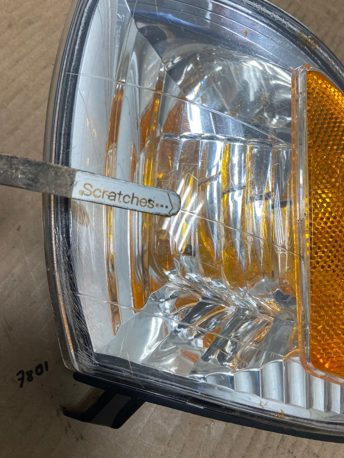 2000 to 2004 Toyota Tundra Right Passenger RH Side Turn Signal Light AI7803 LK3