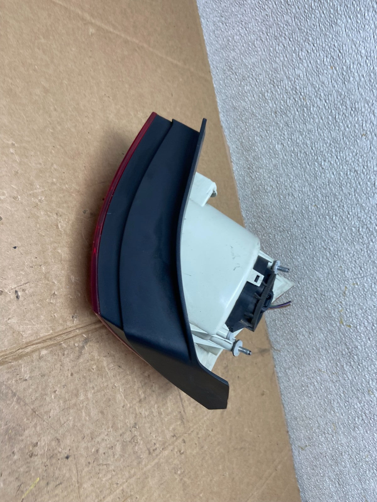 2006 2007 2008 Volkswagen Golf MK5 5 Right Passenger Tail Light AA1549 GD4