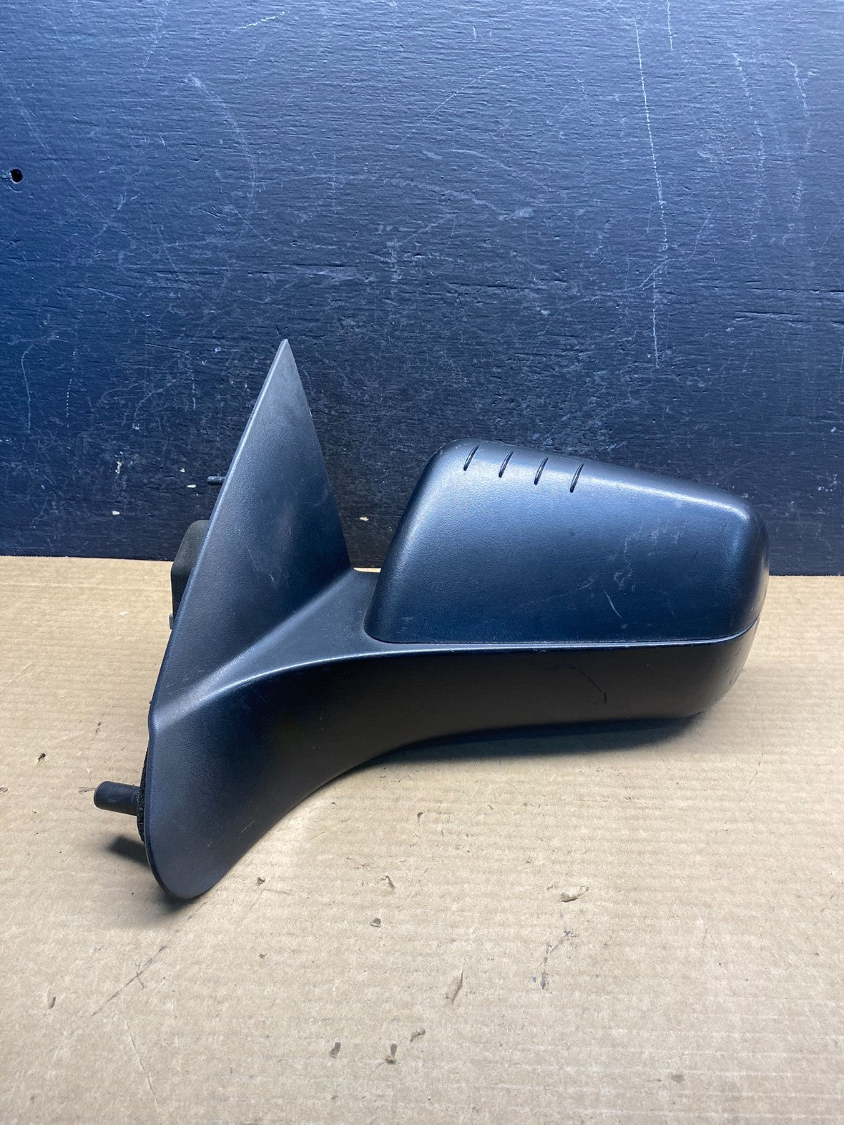 2008 to 2011 Ford Focus Left Driver View Door Mirror AF4194 DW0