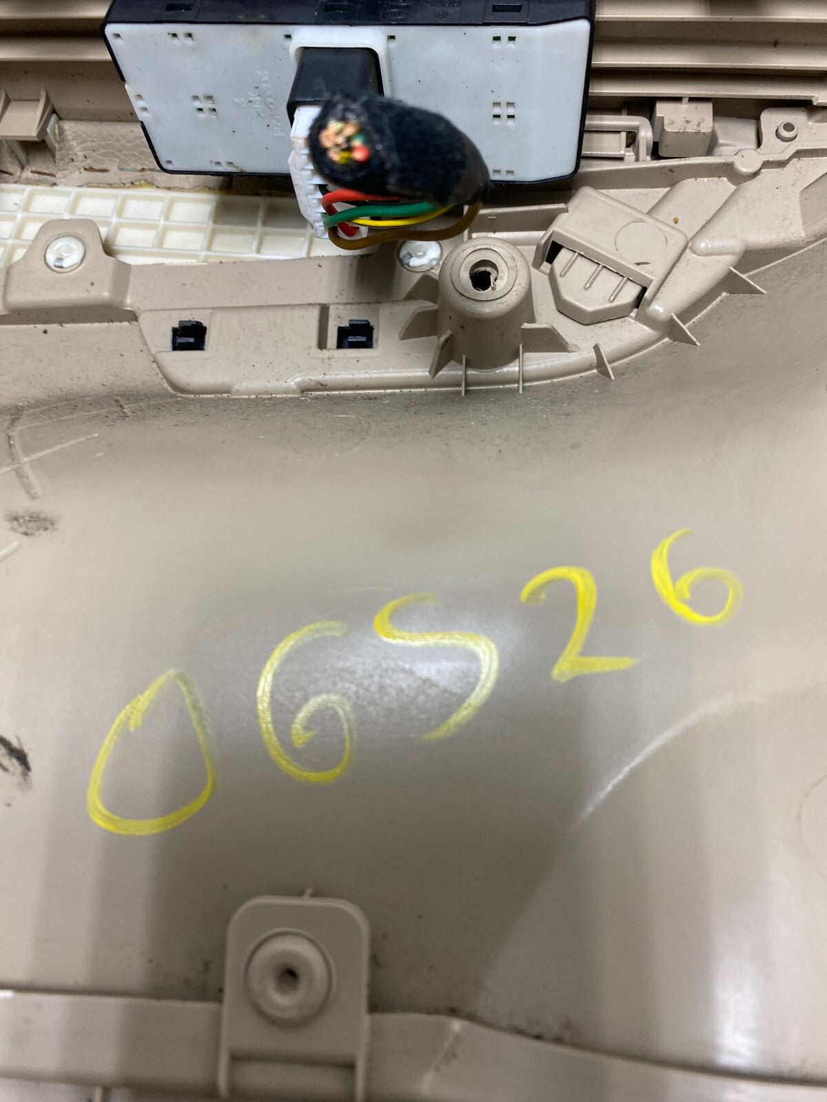 2011 2012 2013 Kia Sorento Front Right Passenger RH Door Panel Trim O6526 DG11