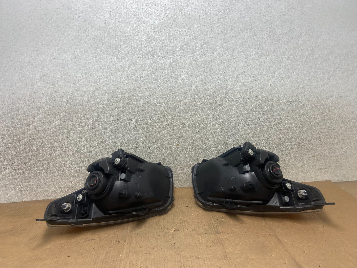 2004 2005 Toyota Rav4 Left+Right Side Headlights Halogen Oem AA6833 DW6