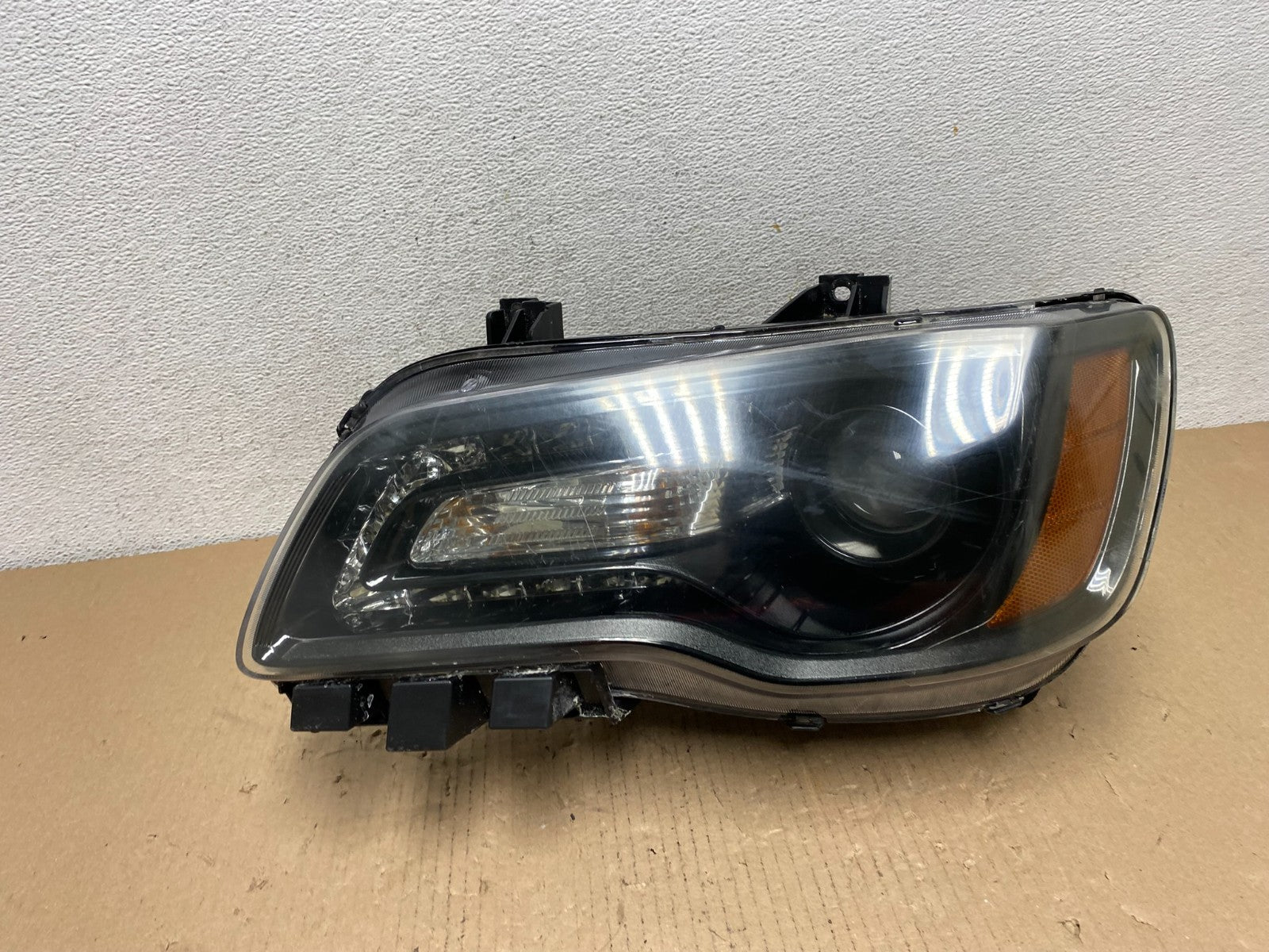 2011 to 2014 Chrysler 300 Left Driver LH Halogen Headlight AF3148 DW0