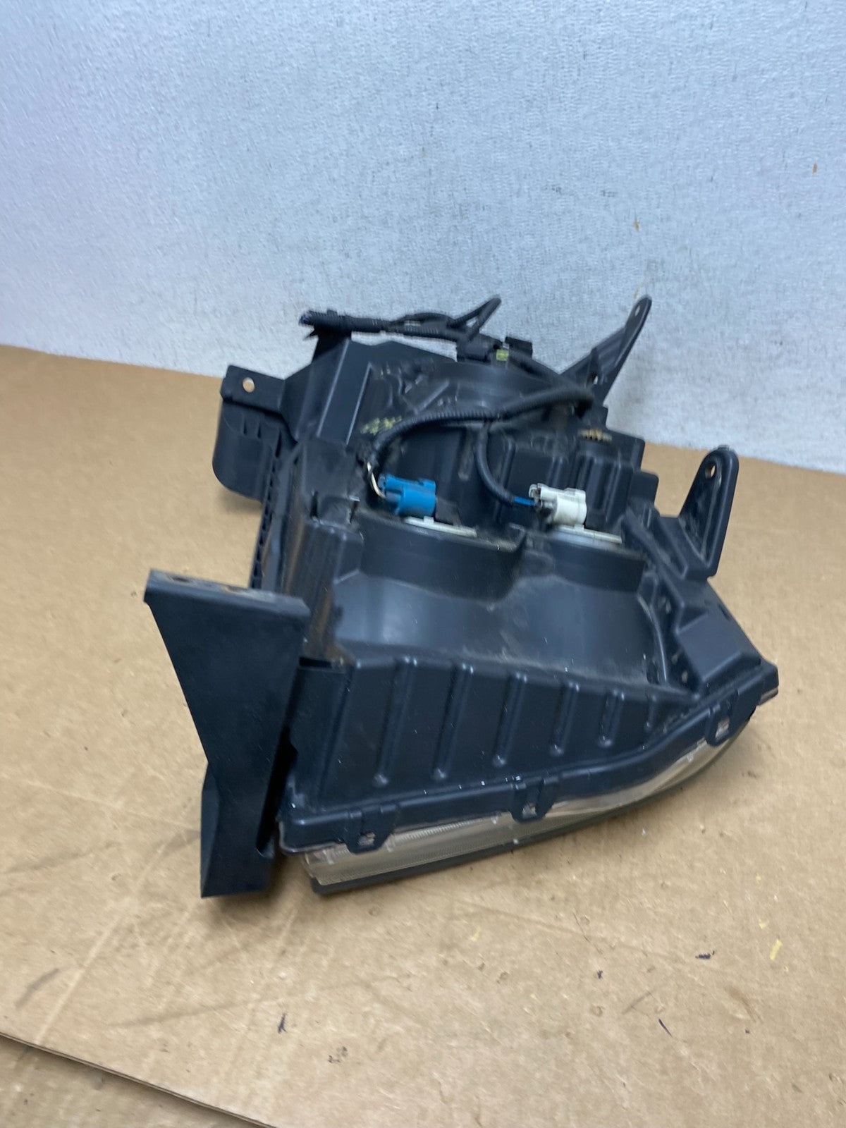 2009 2010 2011 Honda Pilot Left Driver LH Halogen Headlight AD6296 DW6