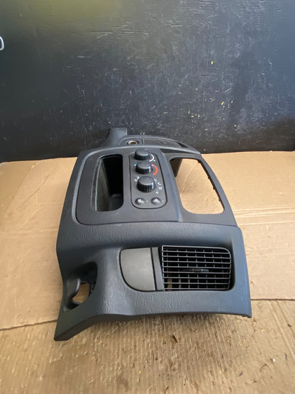 2002 to 2005 Dodge Ram Radio Climate Control Dash Air Vent Bezel Trim AF1982 DG2