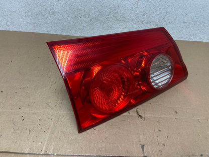 2006 - 2010 Toyota Sienna Left Driver Lh Side Inner Tail Light AE5956 LK2