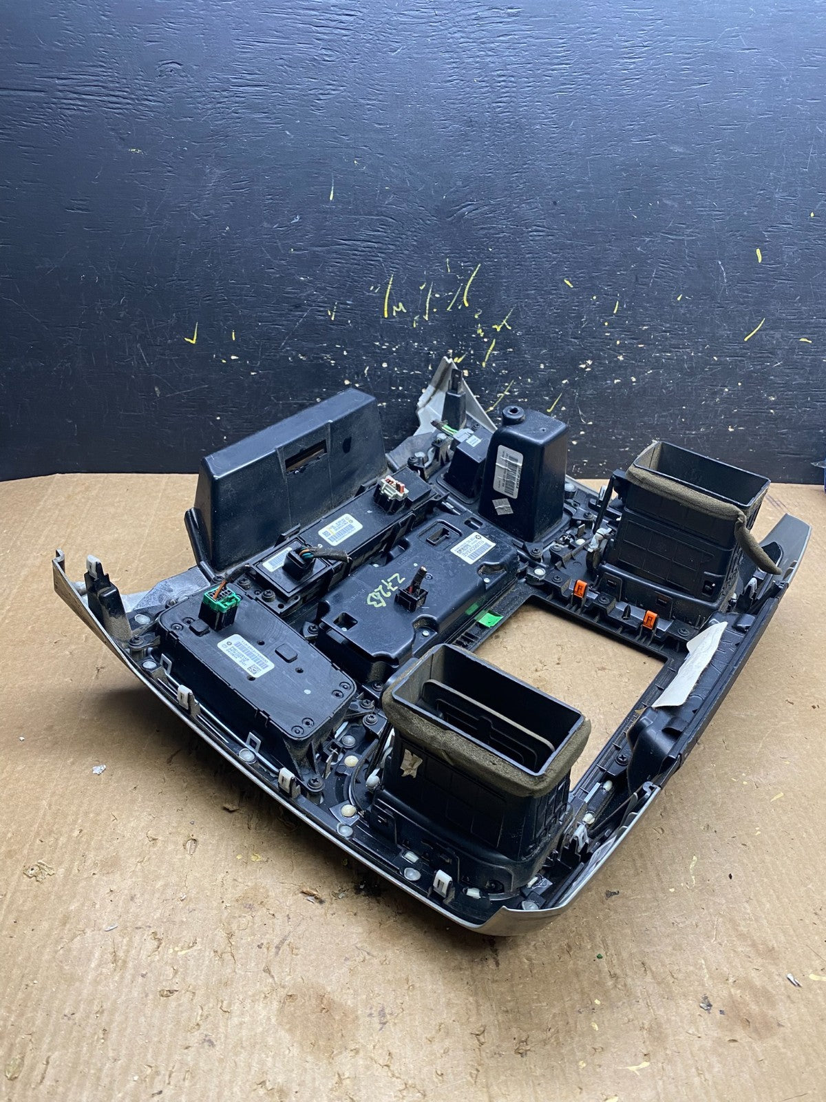 2013 to 2019 Dodge Ram 1500 2500 Climate Control Panel Display Z72635