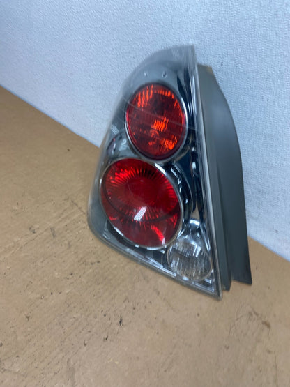2005 to 2006 Nissan Altima Left Driver Side Tail Light AC8504 DW1