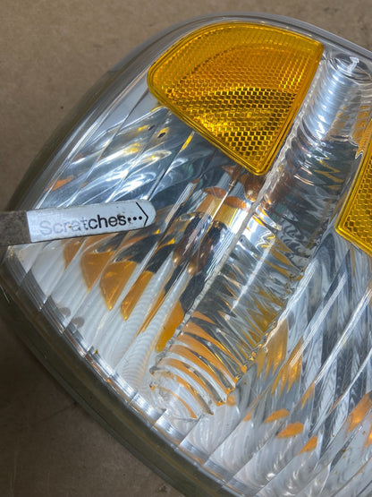 2002-2004 Ford Explorer Front Left Driver LH Side Turn Signal AD6358 DG3