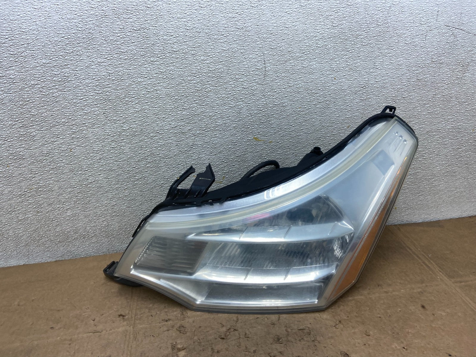 2008 2009 2010 2011 Ford Focus Left Driver Lh Headlight Halogen Y8200 DW0