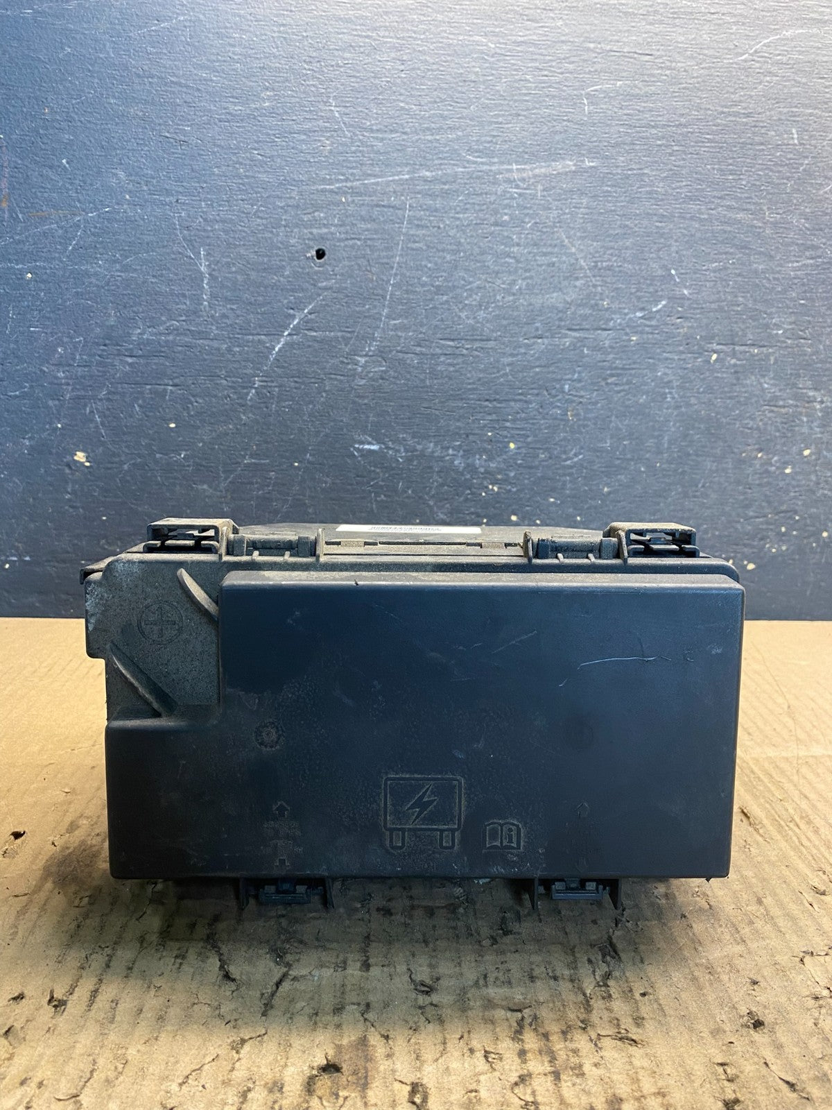 2009 2010 Liberty Nitro TIPM Power Integrated Fuse Box Module Oem  AA7575 DG5