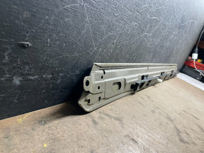 2005 to 2010 Honda Odyssey Right Side Rail Cover Quarter Trim Molding L3871 DG8