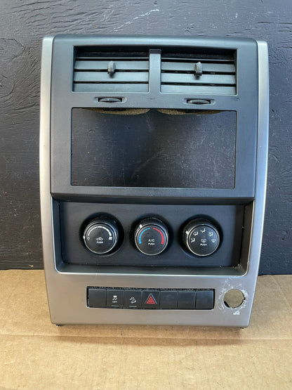 2008 to 2012 Jeep Liberty Dash Climate Temperature Control Radio Bezel AC5214 DG0