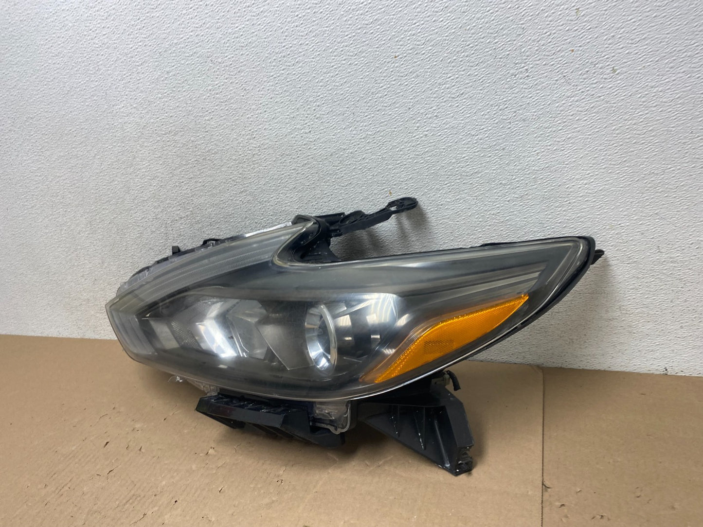 2016 - 2018 Nissan Altima Left Driver LH Halogen Headlight DEPO AG5794 DW1