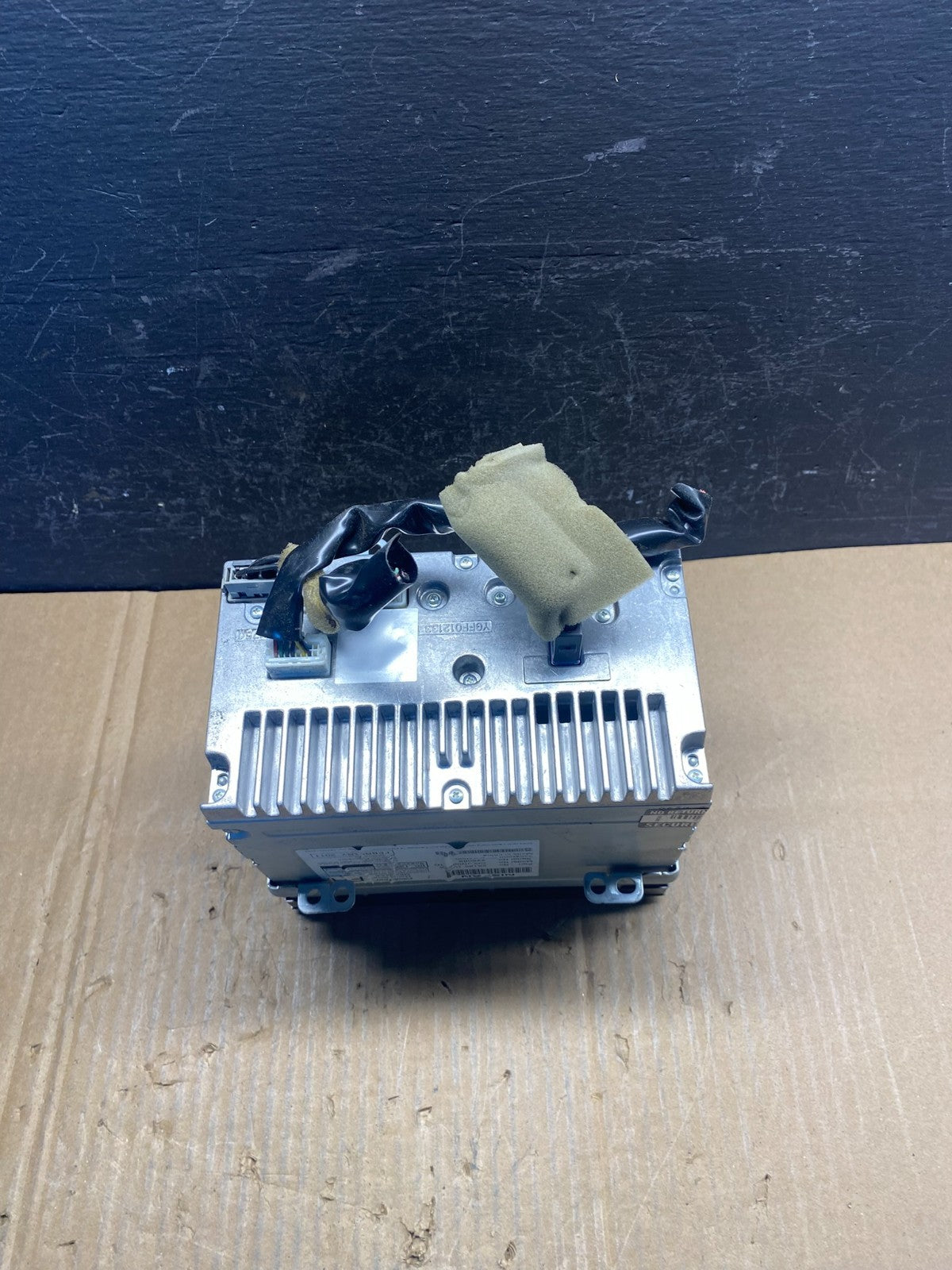 2011 to 2012 Nissan Rogue AM FM Radio CD Player Screen Receiver AD1741 DG5