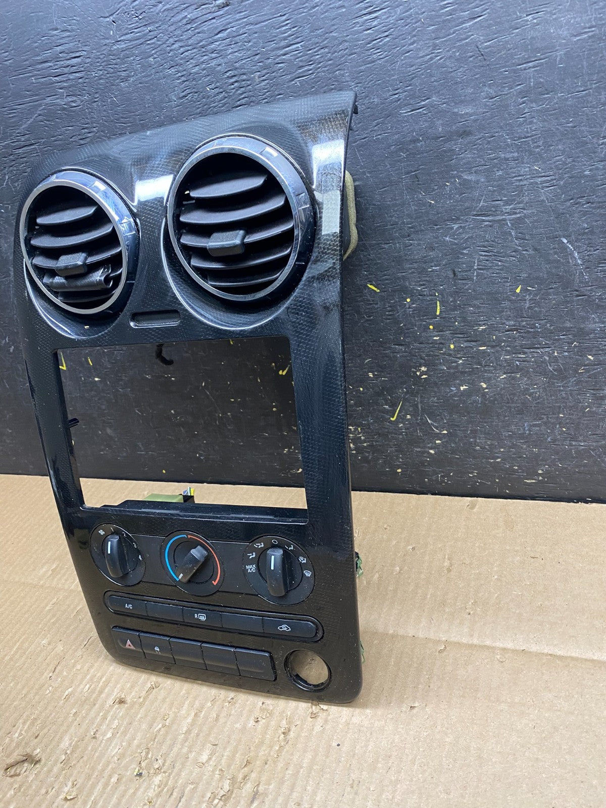 2008-2009 Ford Taurus X Center Console Climate Radio Control Panel v1501 DG1