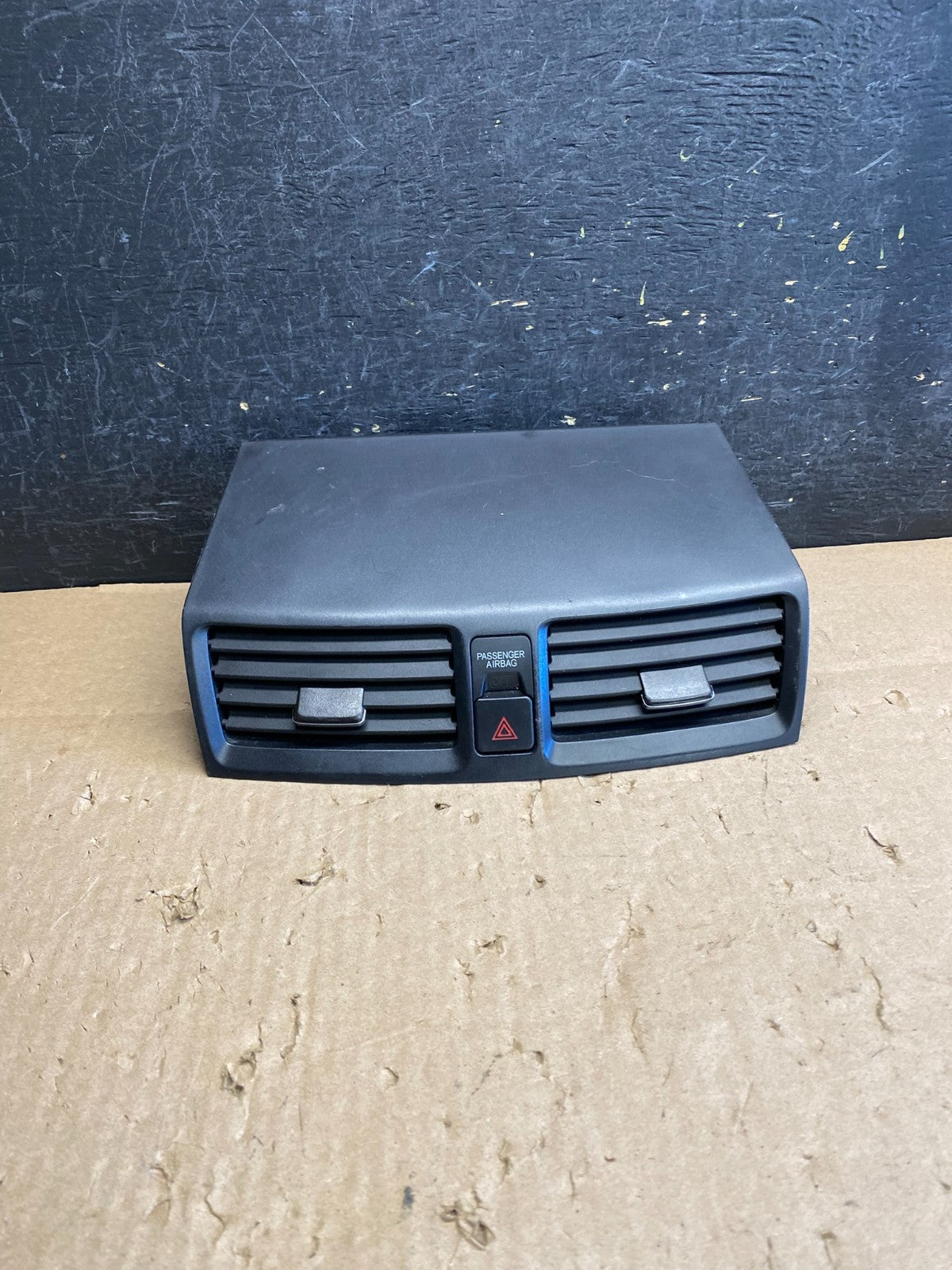 2009 to 2014 Acura TL Front Dash Dashboard AC Center Clock Air Vent AJ1302 DW0