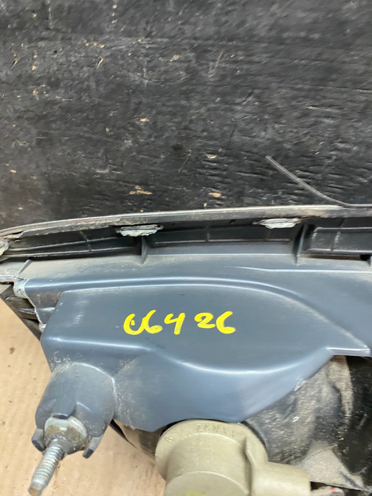 1999-2002 Lincoln Continental License Plate Panel Backup Lights Trim Oe u6426 DG9