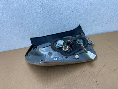 2010 2011 Toyota Prius Tail Light Right Passenger Side AD0862 LK4