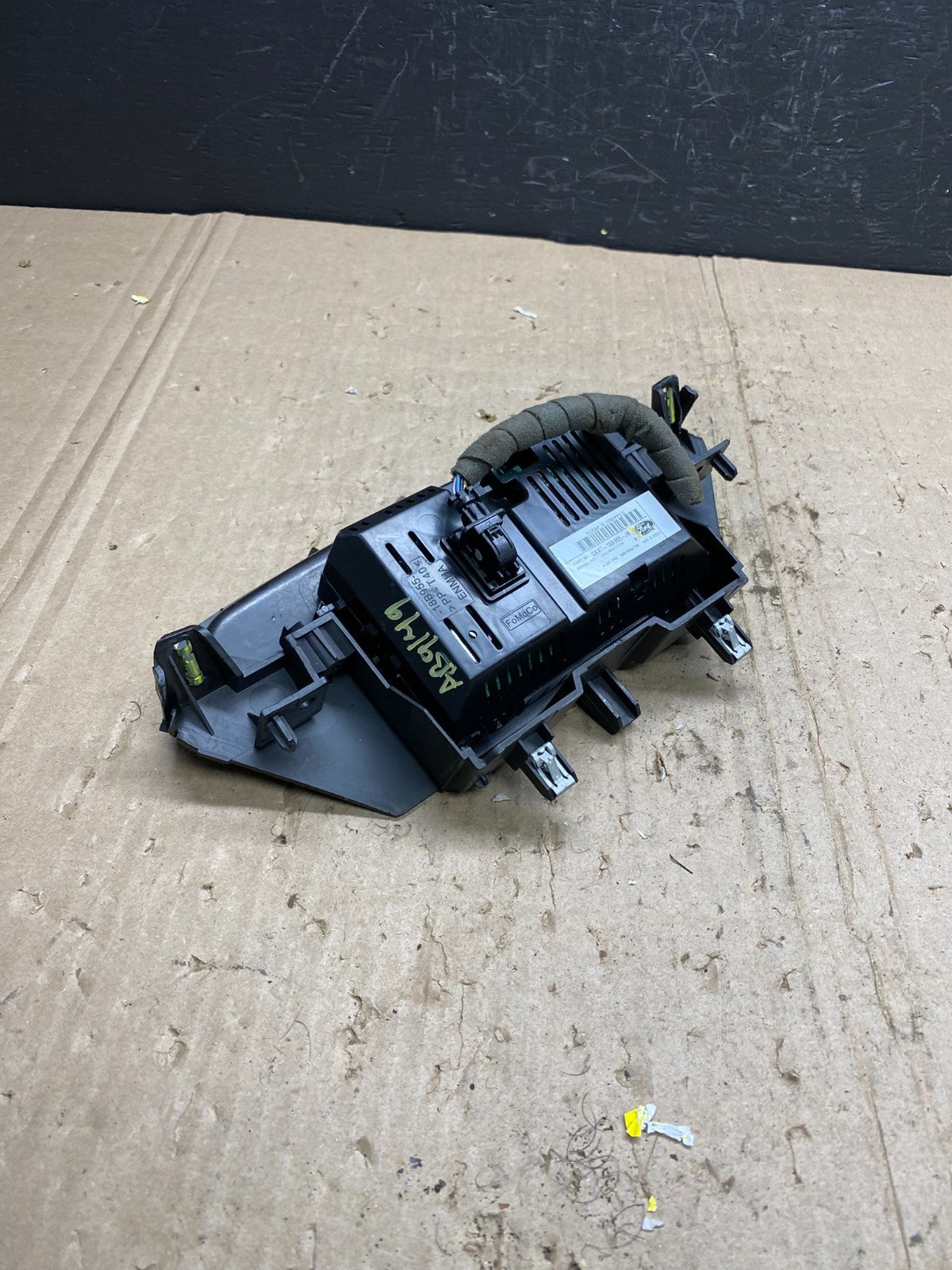 2014 2015 2016  Ford Transit Bluetooth Radio Display Screen ab9149 DG3
