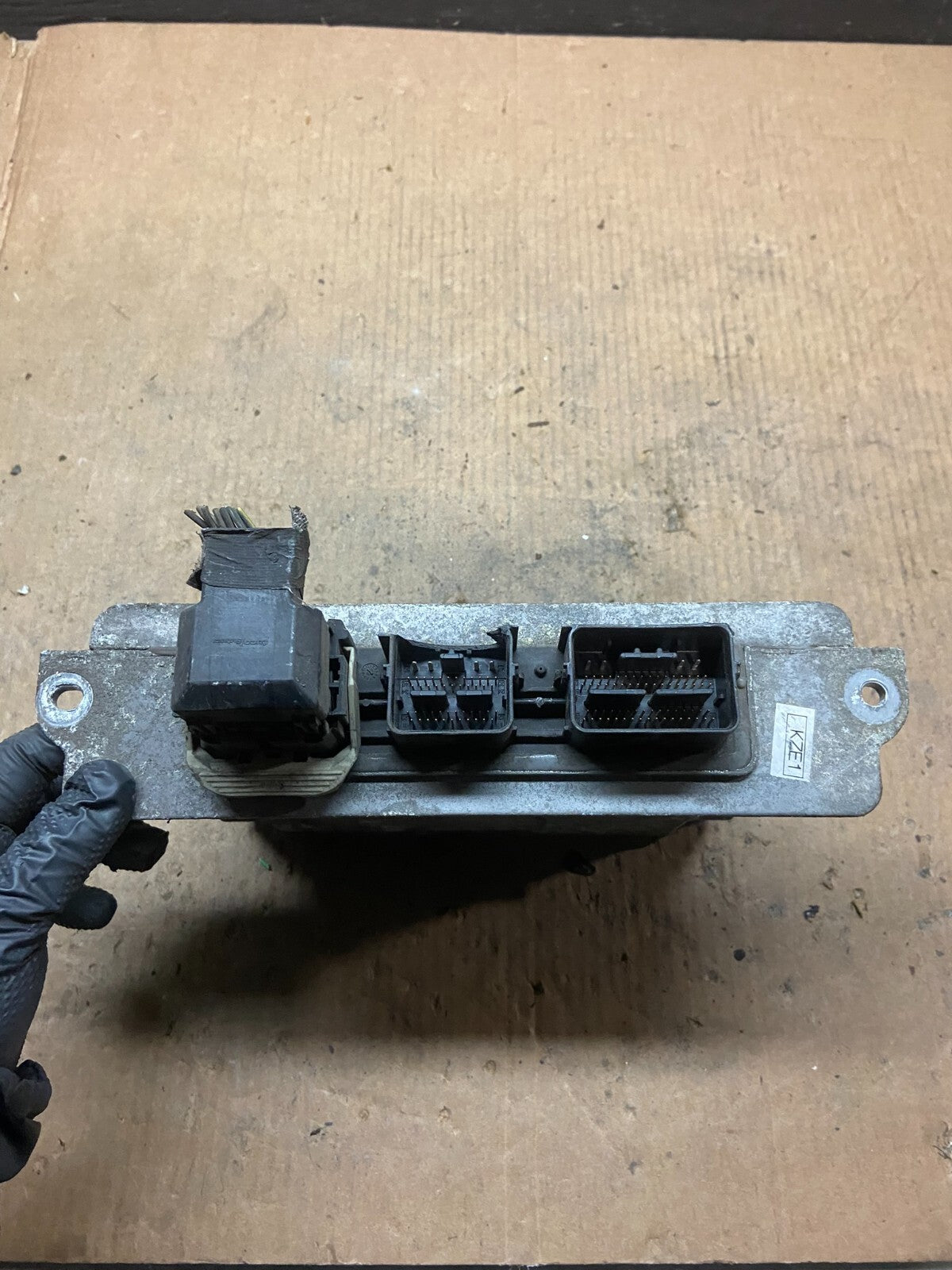 2006 Ford E-Series 5.4L Engine Control ECU Computer 6C2A-12A650-ADB H6474 PS1