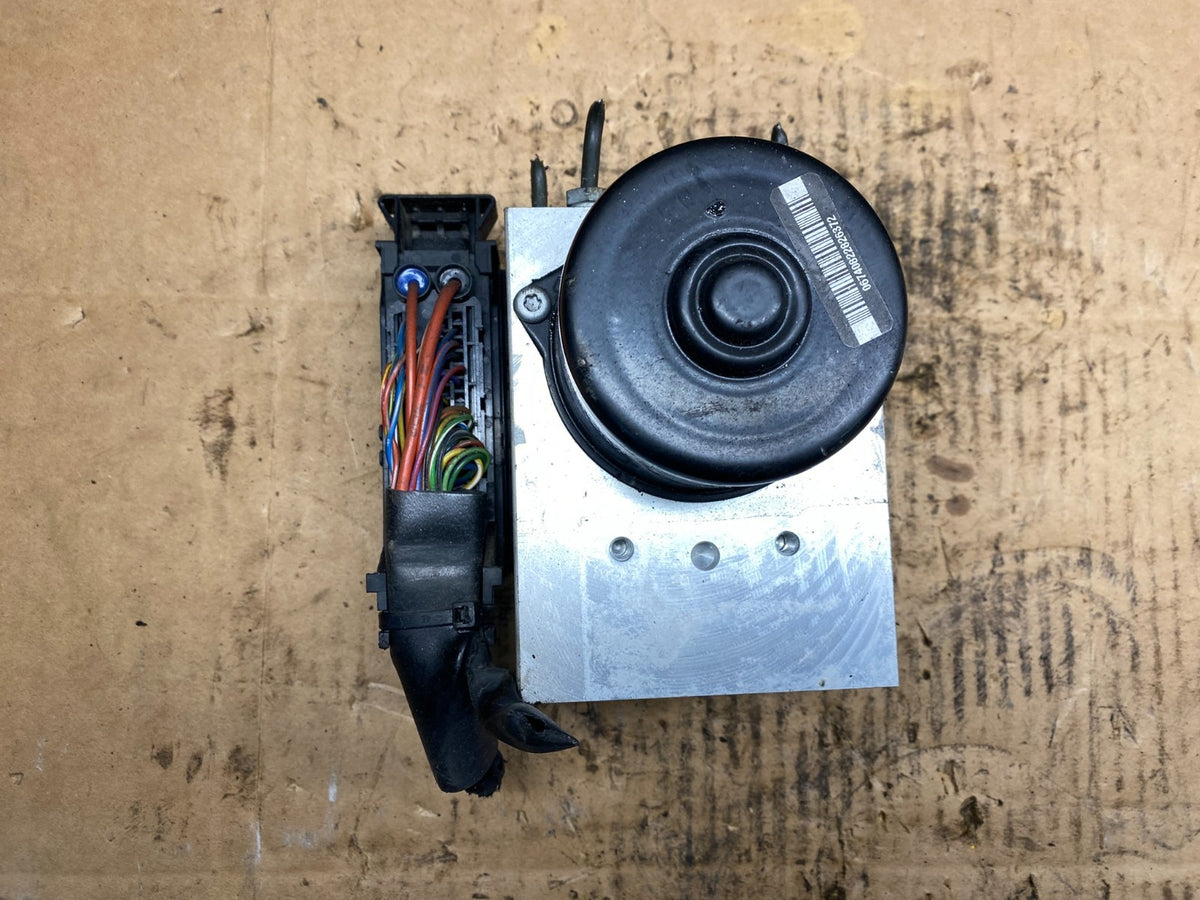 2005 - 2009 Mercedes CLK350 ABS Anti Lock Brake Pump Module R4441 DG4