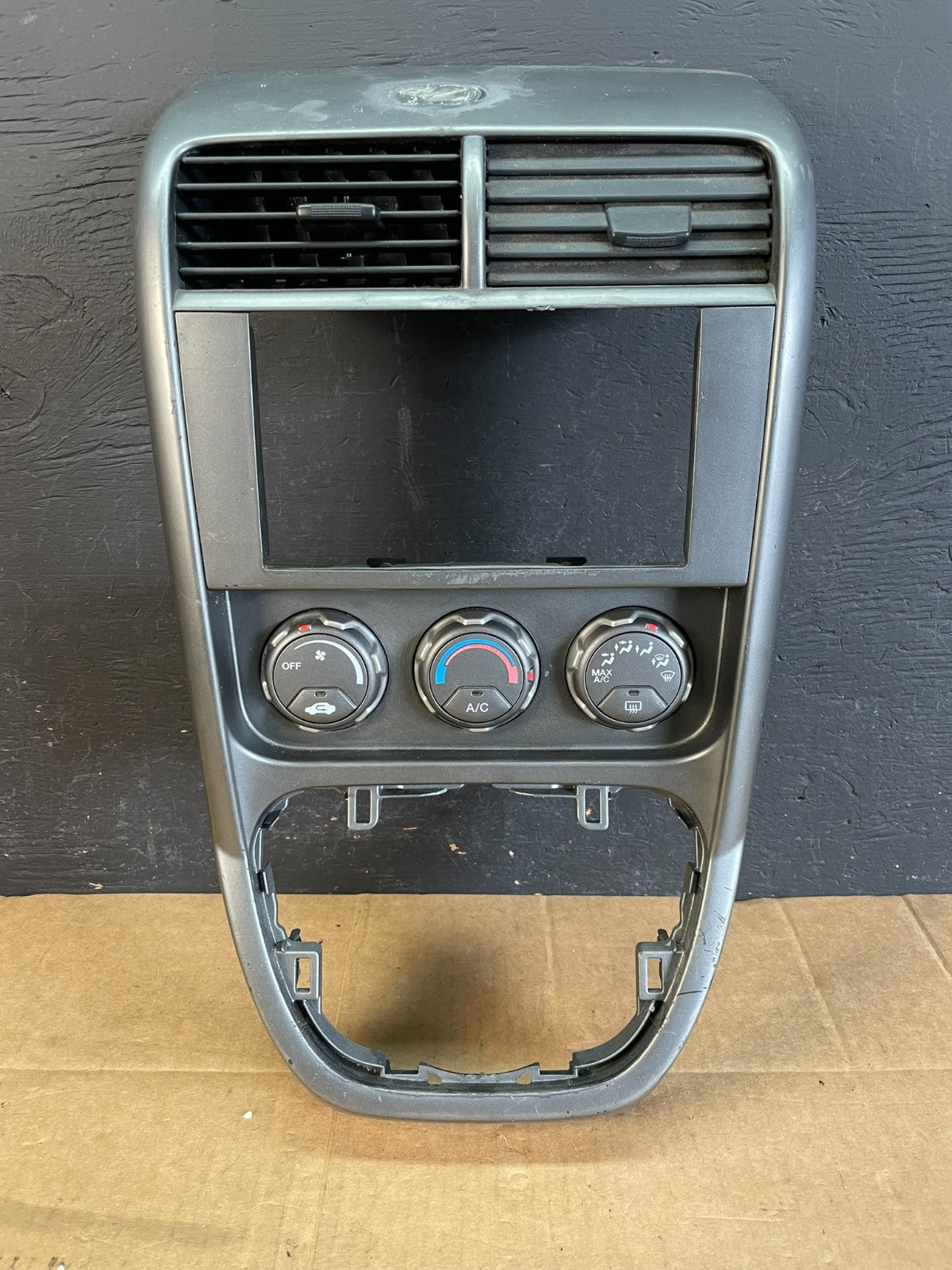 2003 to 2008 Honda Element Radio Climate Control Shifter Bezel ac5231 DG0
