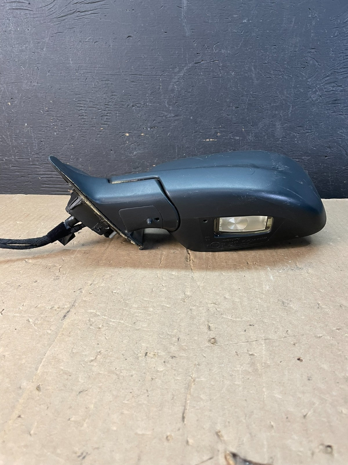 2004 - 2005 Volvo XC70 V70 Left Passenger Lh Side View Door Mirror AD5846 DW3