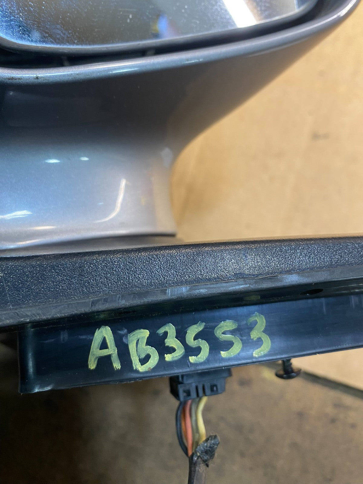 2005-2010 Kia Sportage Power Left Driver Side View Mirror OEM AB3553 MS10