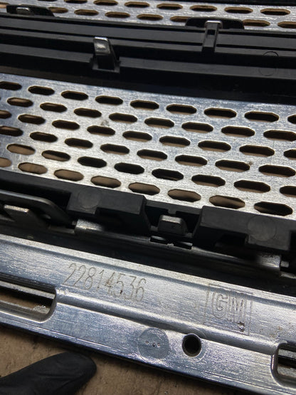 2013 2014 2015 GMC Acadia Denali Front Upper Grill Grille Oem Y9412 DG9