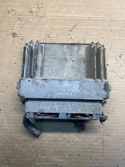 2001-2002 Silverado Tahoe Engine Computer Module 12200411 ECM ECU AF0088 DW1