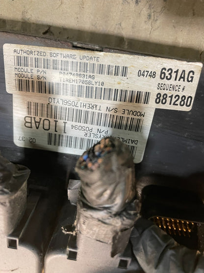 2005 Chrysler  Caravan  3.3L Engine Control Unit ECU Module x0596 DG3