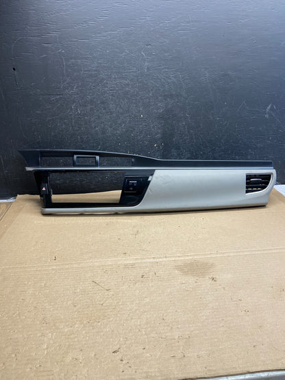 2014 - 2016 Toyota Corolla Front Center Dash Radio Bezel Trim AH1601 DG0