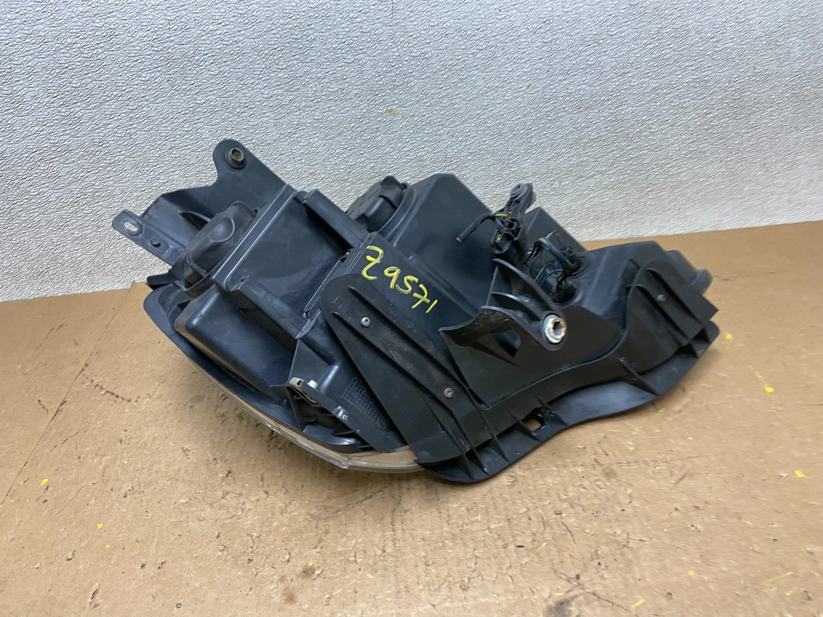 2007 to 2012 Gmc Acadia Halogen Headlight Left Driver LH Side Z9571 DW7