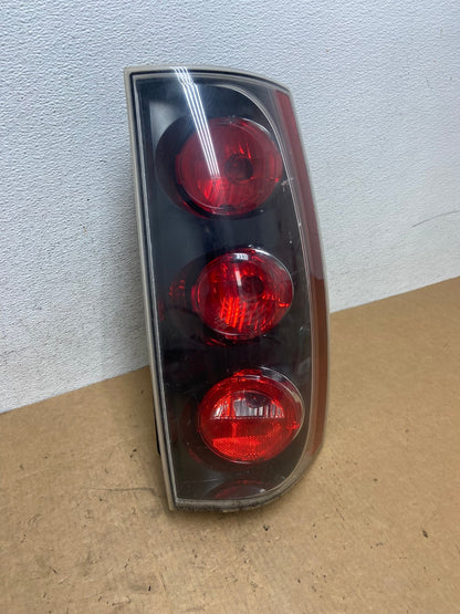 2007-2014 GMC Yukon Denali Right Passenger RH Side Tail Light AD4781 LK2