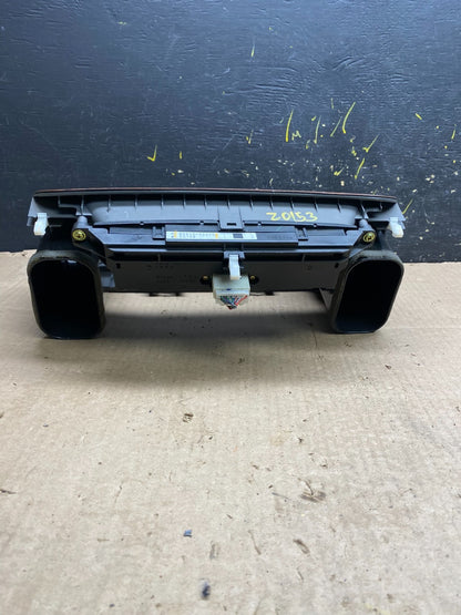2002 2005 Toyota Camry Radio Center Console  Air Vent Bezel Trim OEM z0153 DG3
