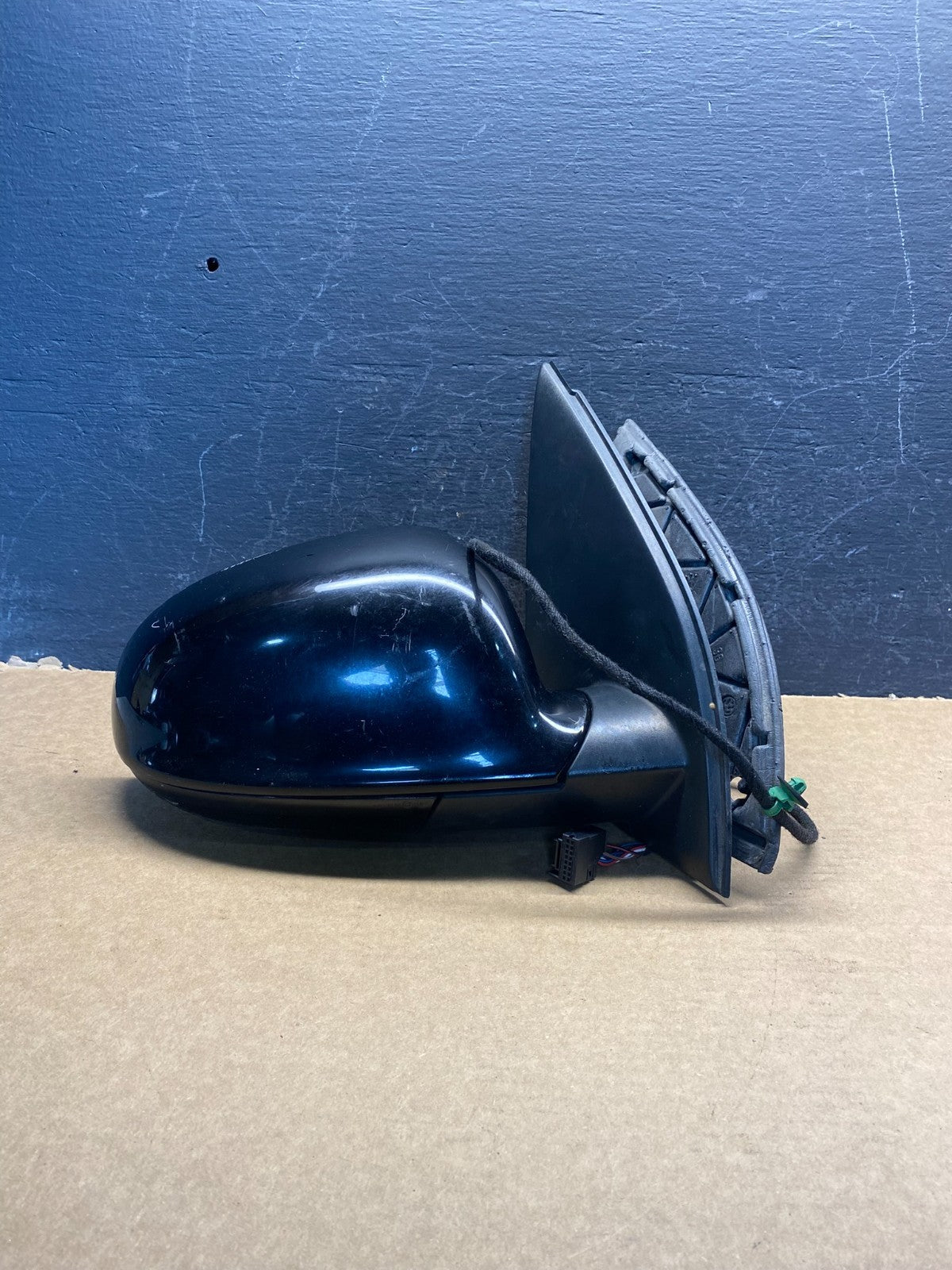 2006-2009 Volkswagen Golf GTI Right Passenger Rh View Door Mirror AD98580