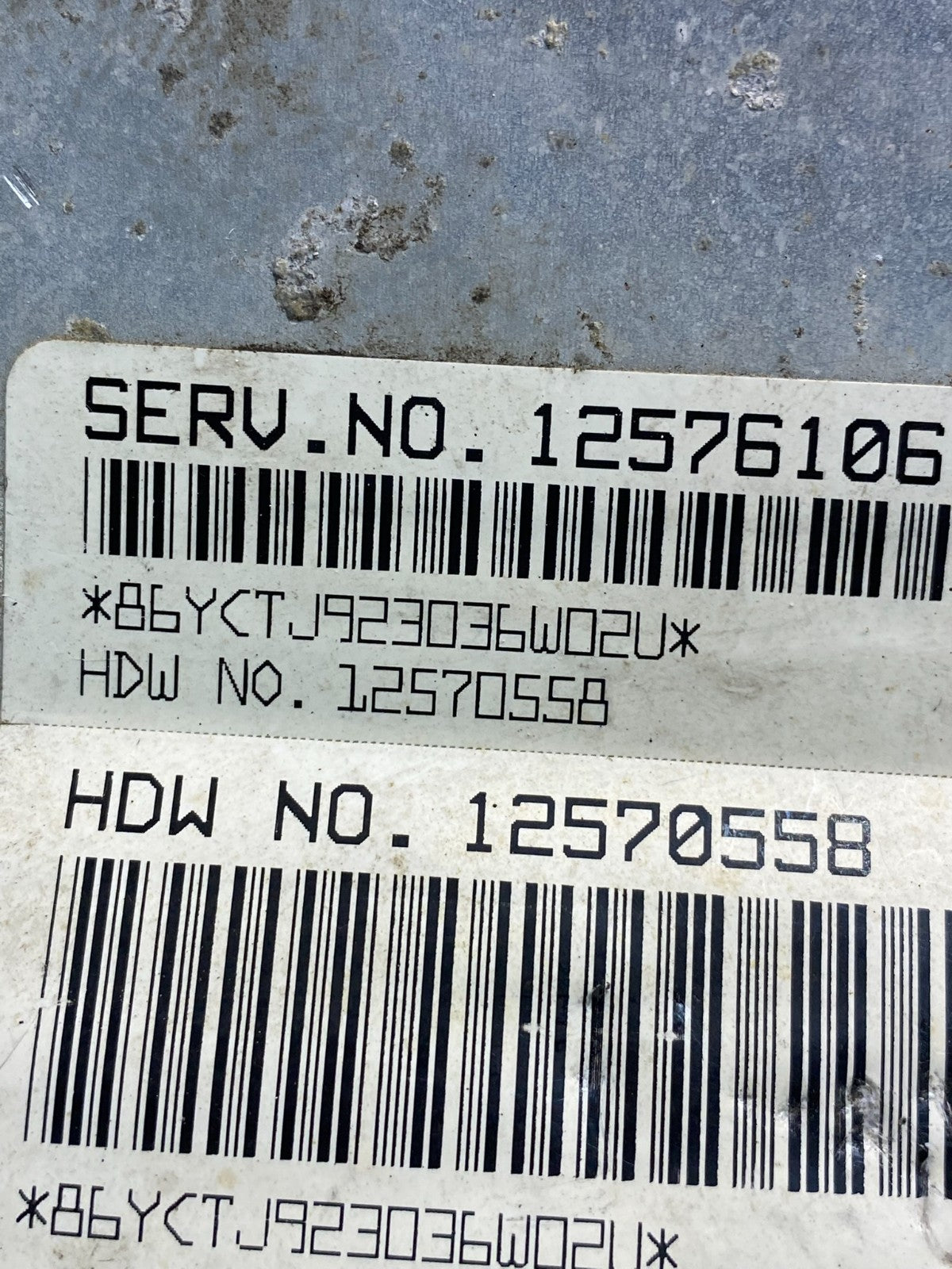 2003-2006 Chevrolet Tahoe Silverado Engine Control 12576106 ECM ECU AE9972 DG2