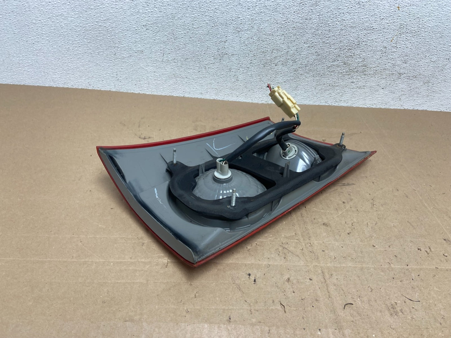 2006 to 2010 Toyota Sienna Right Passenger Rh Inner Tail Light AE6013 DW5