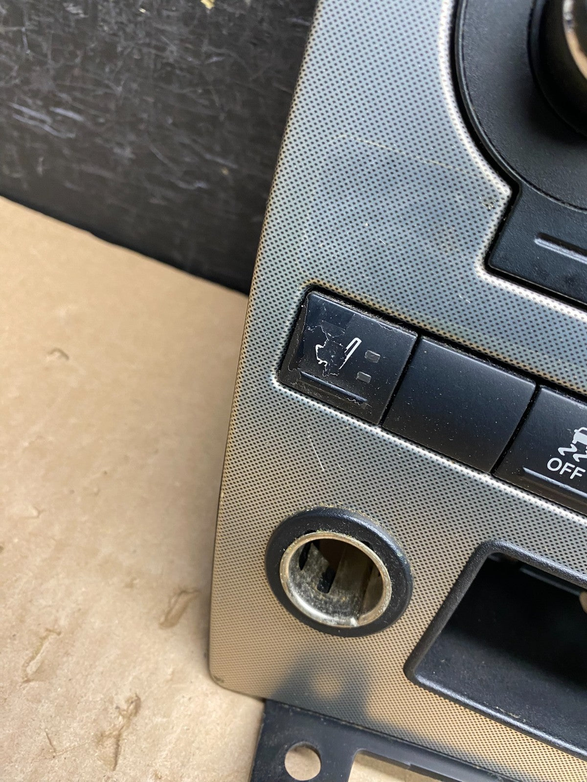 2005 2006 2007 Jeep Commander Grand Cherokee A/C Climate Control Bezel aj1351 DG2