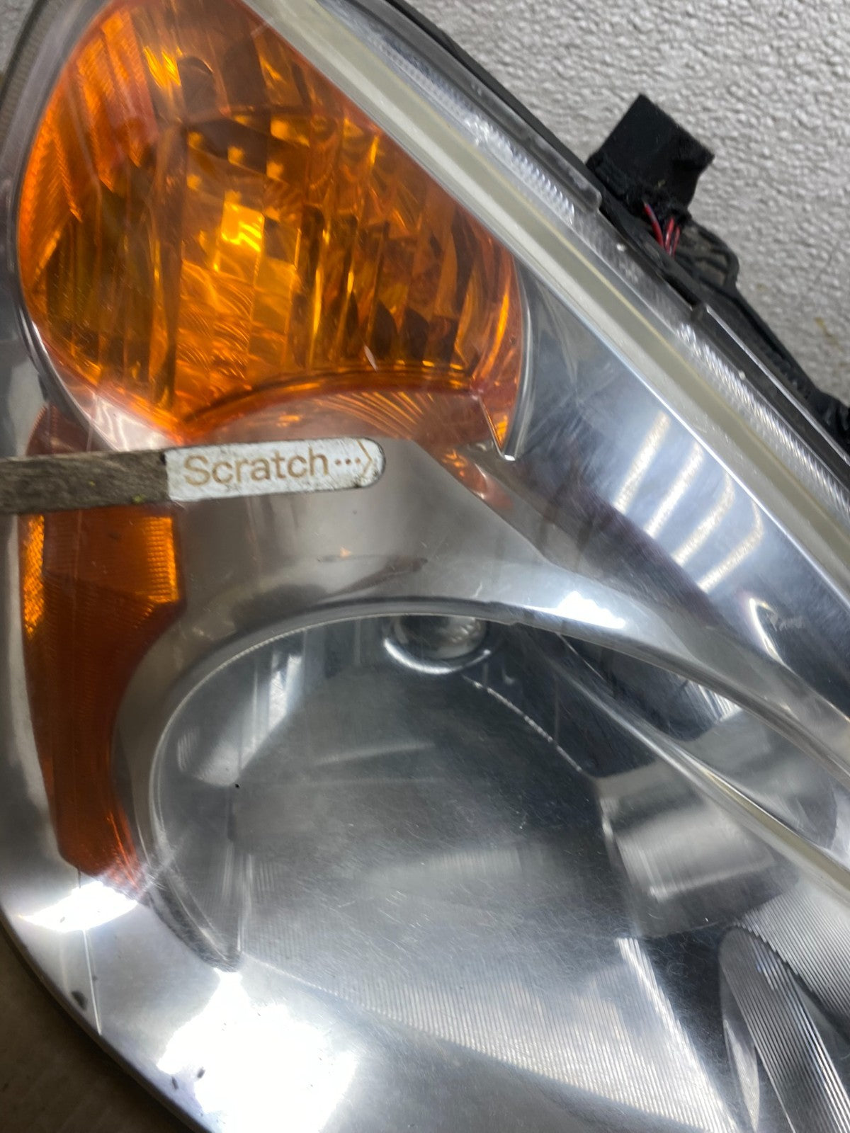 2002 to 2004 Honda CRV CR-V OEM Right Passenger RH Halogen Headlight W3800 DW3