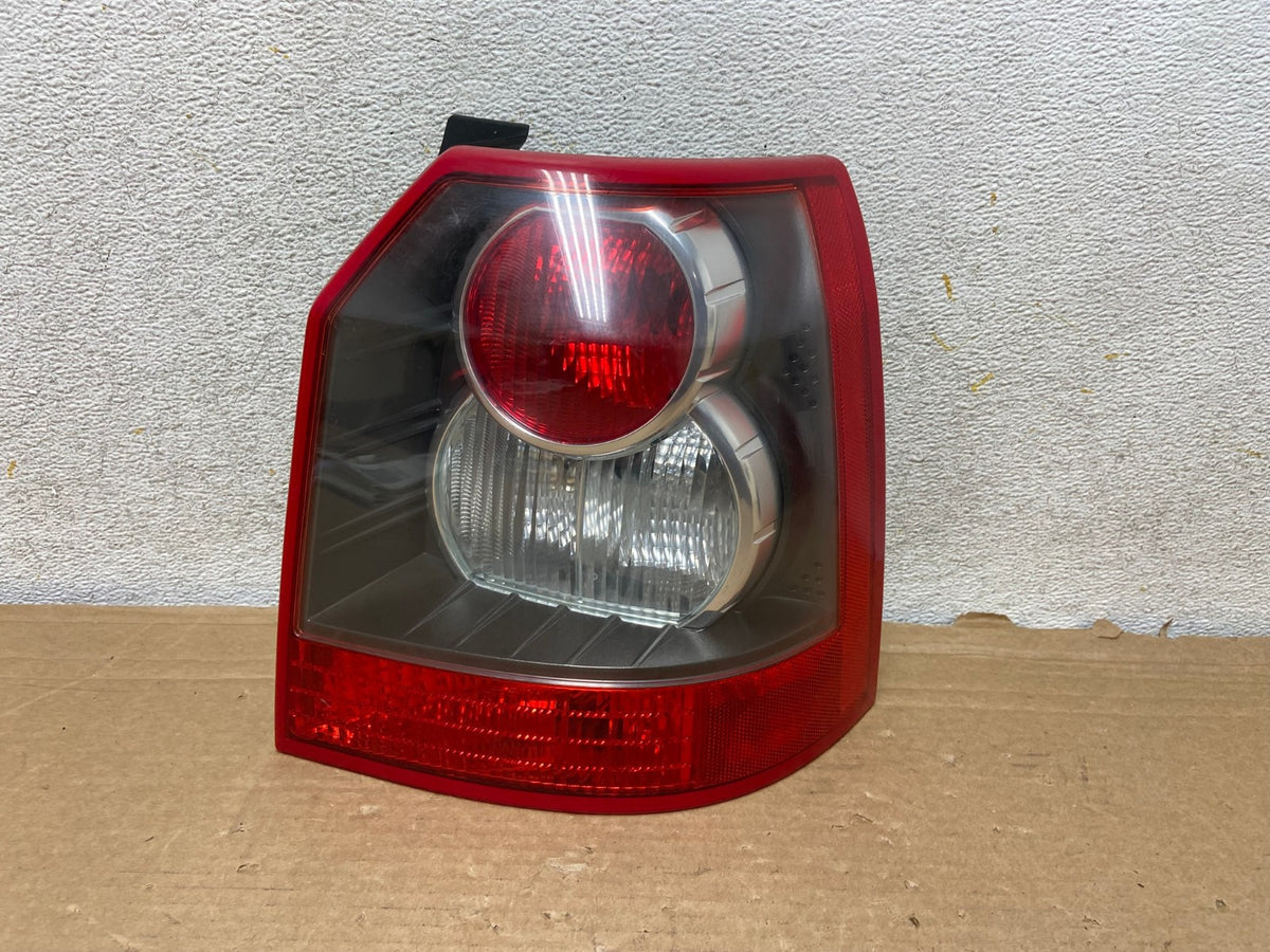 2008 to 2010 Land Rover Lr2 Right Passenger RH Side Tail Light AH8481 LK0