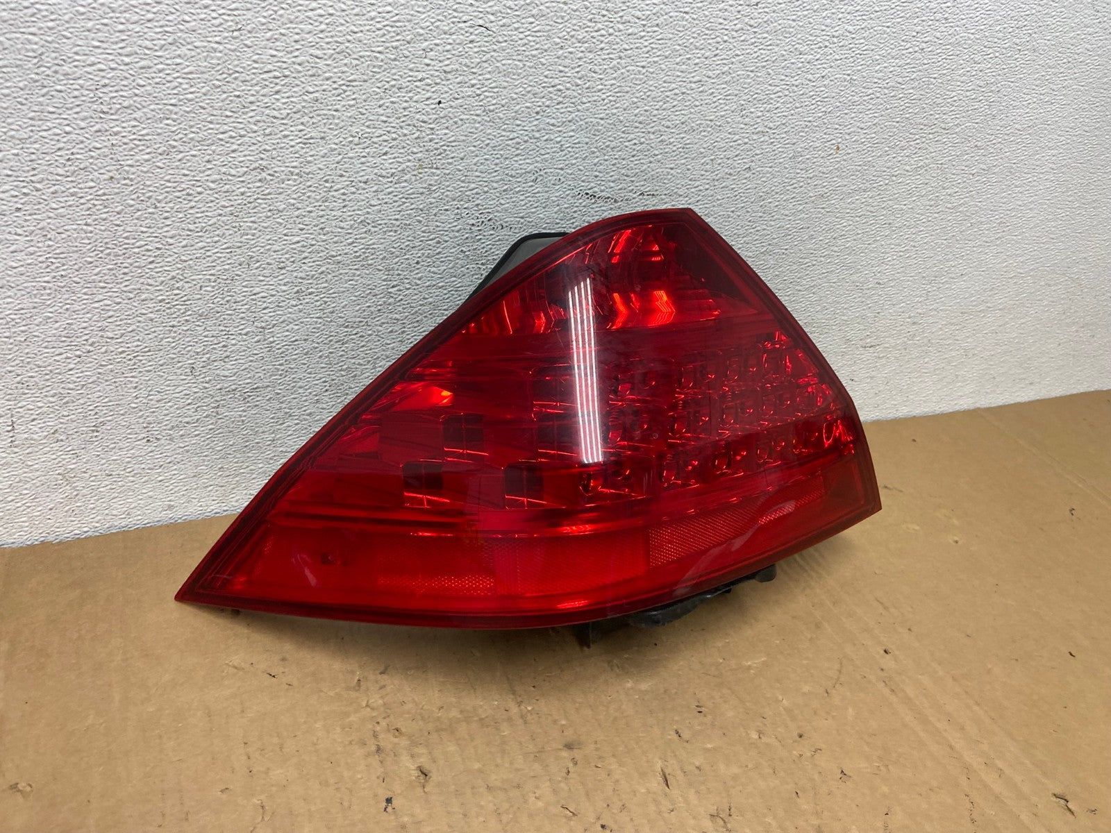 2006 - 2007 Honda Accord Left Driver Lh Side Tail light AD3028 LK2