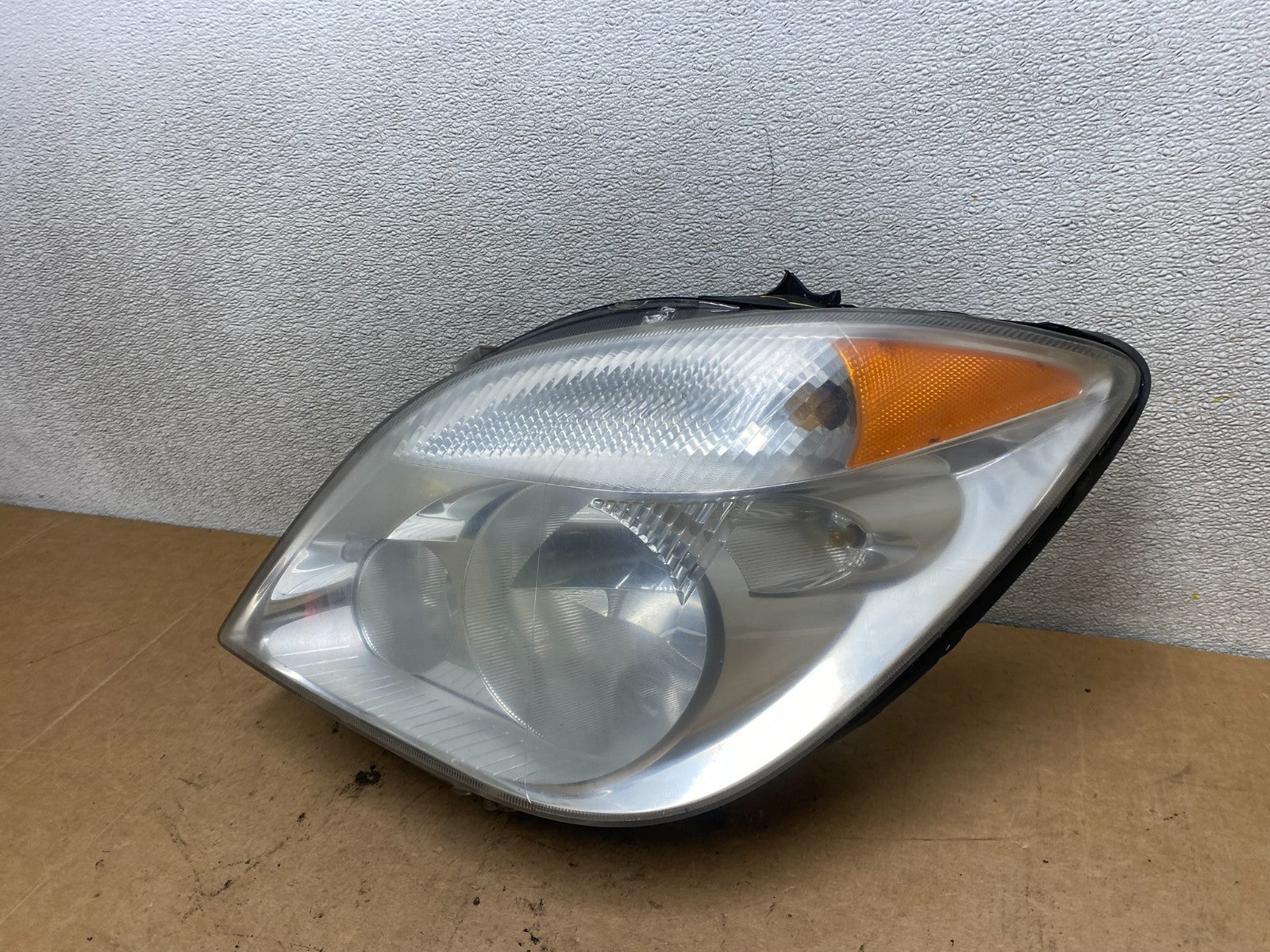 2007 to 2013 Mercedes Sprinter Headlight Left Driver Side Halogen Oem X5456 DW1