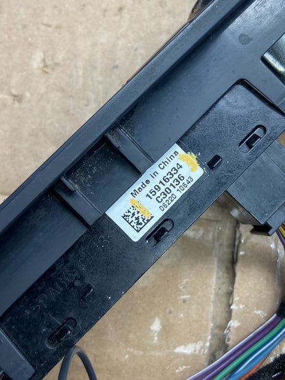 2007 - 2014 Chevrolet Tahoe Yukon Pedal Traction Switch AH5590 DG5