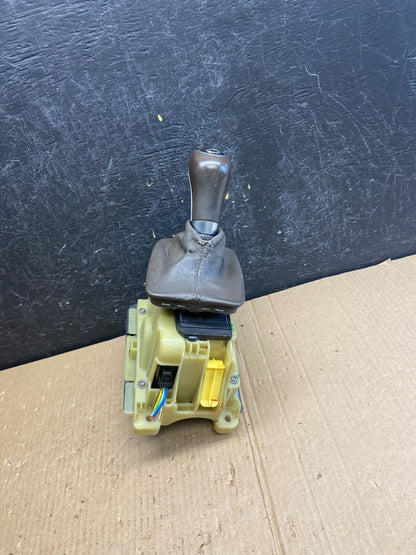 2008 - 2011 Mercedes W204 C350 C300 C250 Center Console Shift Shifter AE3966 DG0