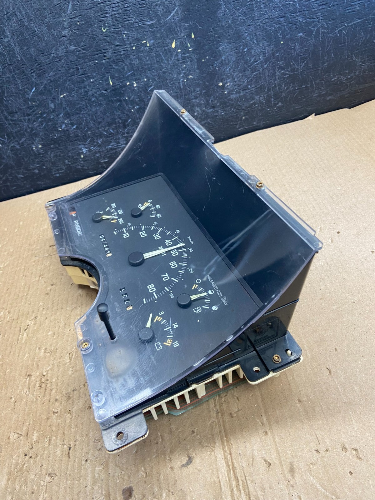 1992-1994 Chevrolet GMC Sierra Silverado Cluster Gauge Speedometer ECM AE4131 DG5