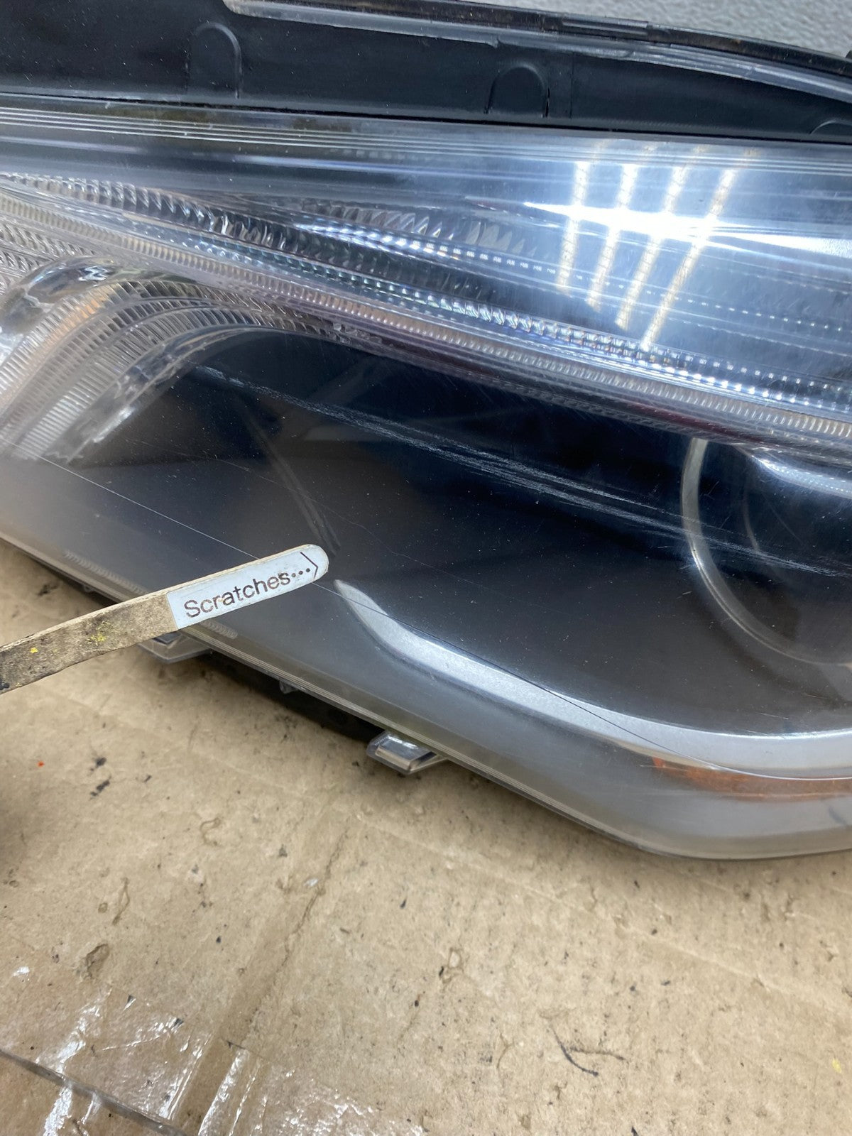 2014-2016 Mercedes CLA CLA250 Left Driver LH Xenon HID Headlight AE6539 DG3