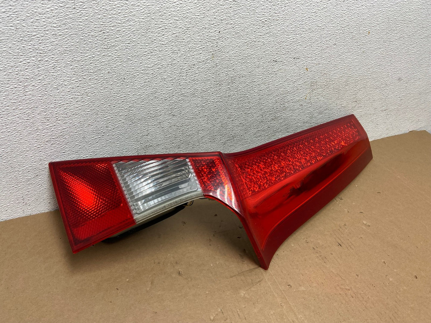 2008 to 2013 Volvo XC70 V70 Right Passenger Tail Light Upper AD7903 LK2