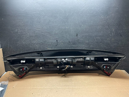 2012-2015 Audi A7 S7 Liftgate Trunk Lid Spoiler W/ Tail light Camera Y179510