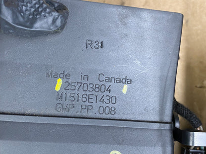 2004 to 2009 Cadillac SRX Front Center Dash A/C Air Vent w6610 DG5